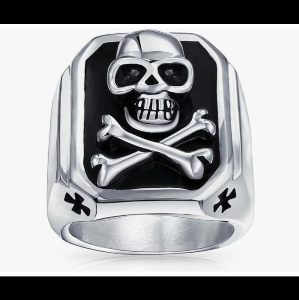MENS STAINLESS STEAL SKULL & CROSS BONES RING SIZE 11.
